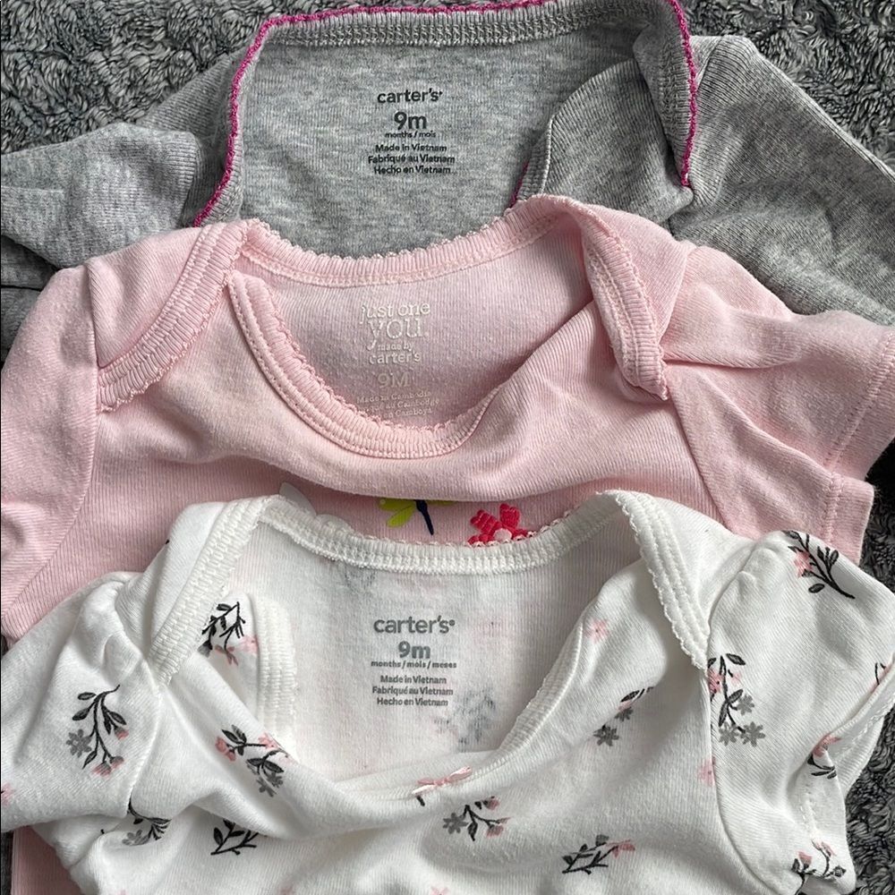 Carter's Gray and White Bodysuit Set for Babies - Picture 2 of 5